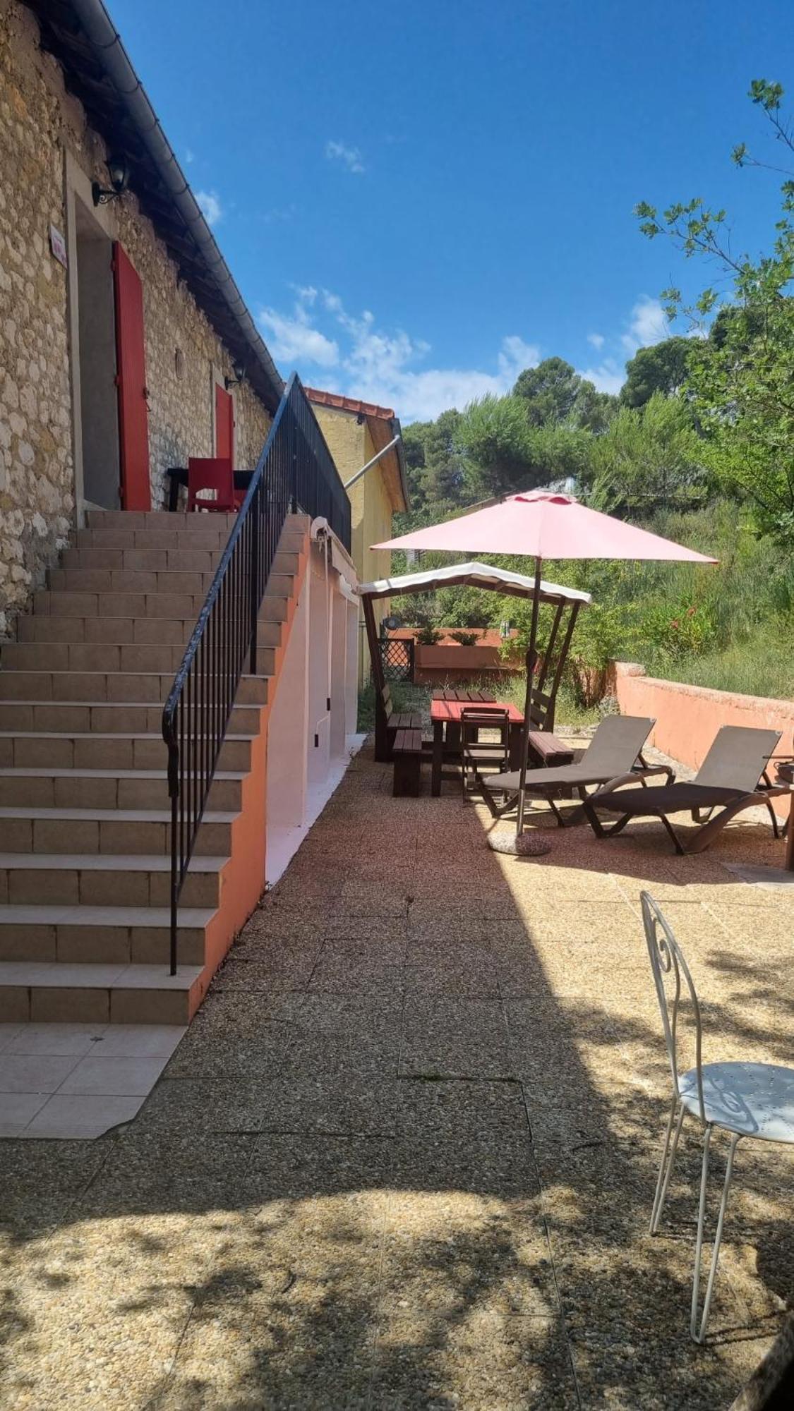 L'Oustaou Du Luberon Et Spa Villelaure 외부 사진