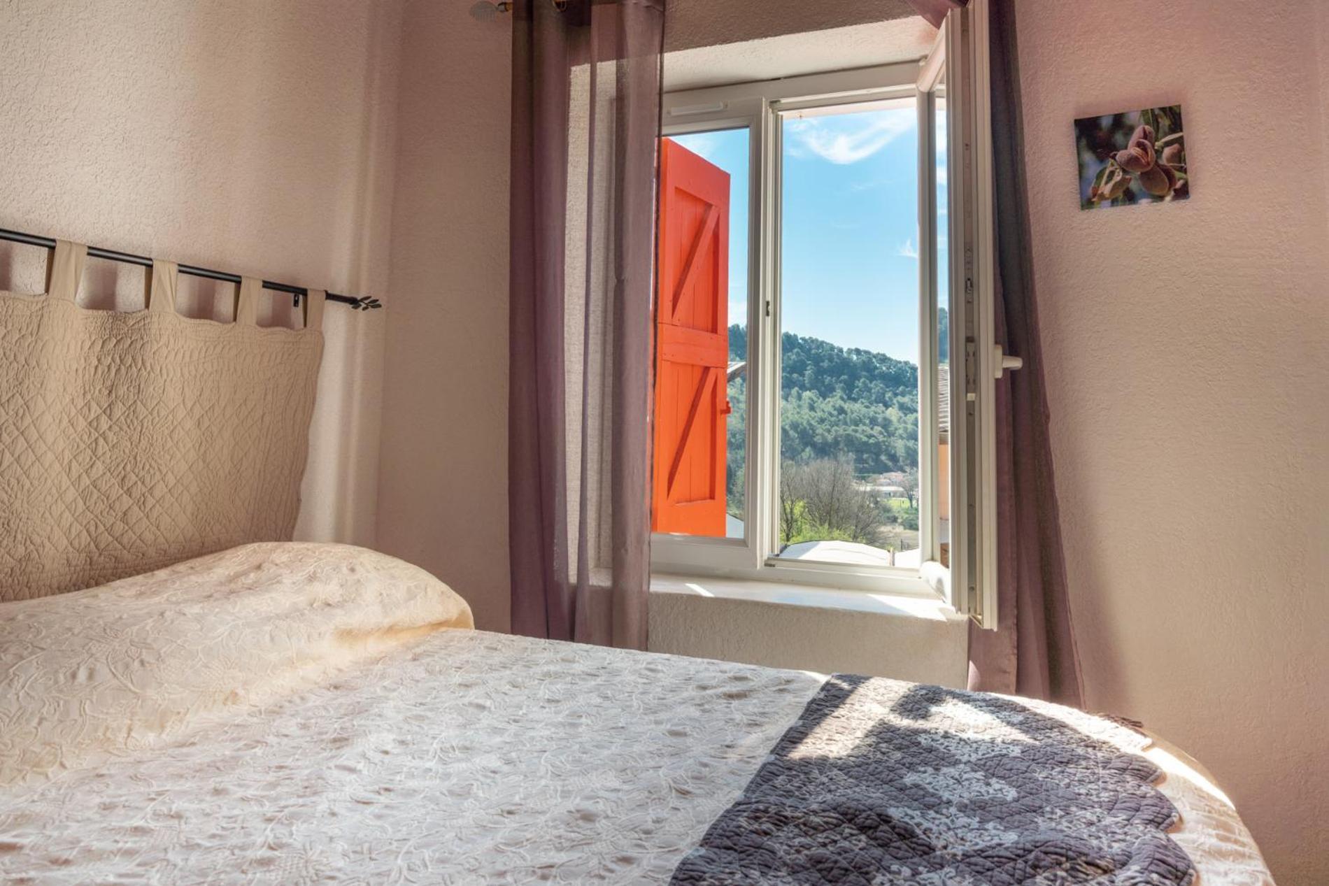 L'Oustaou Du Luberon Et Spa Villelaure 외부 사진